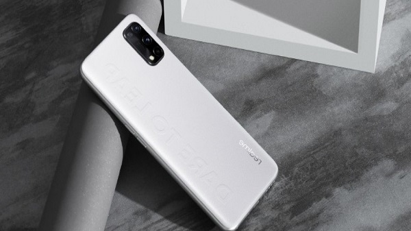 റിയൽ‌മി ക്യു 2: വില ഇന്ത്യയിൽ