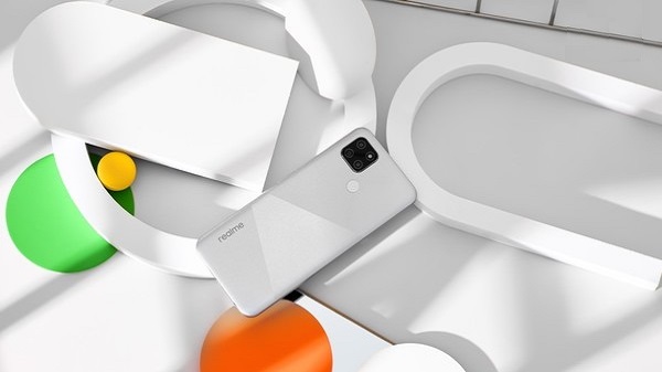 റിയൽമി ക്യു 2 ഐ: സവിശേഷതകൾ‌