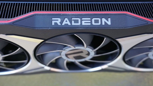 റേഡിയൻ ആർ‌എക്സ് 6000 