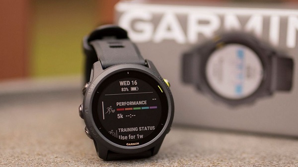 ഗാർമിൻ ഫോർറണ്ണർ ഇന്ത്യയിൽ 745 സ്മാർട്ട് വാച്ച് വില, വിൽപ്പന