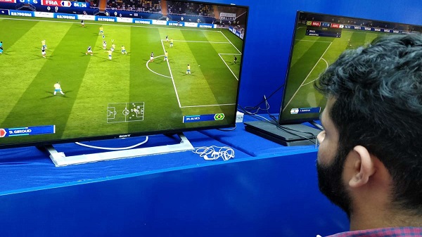 സോവീ എക്‌സ്പീരിയന്‍സ് 