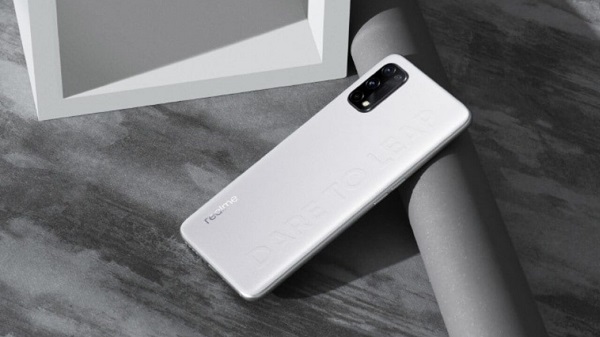 റിയൽ‌മി ക്യു 2: ഇന്ത്യയിൽ പ്രതീക്ഷിക്കുന്ന വില 