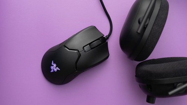 റേസർ വൈപ്പർ 8 കെ: സവിശേഷതകൾ