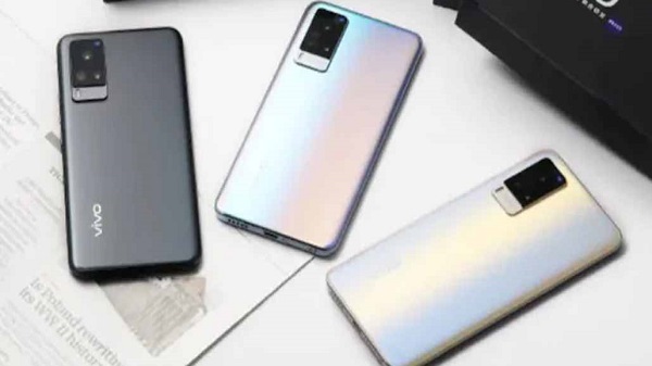 ക്വാഡ് റിയർ ക്യാമറ സെറ്റപ്പ് 