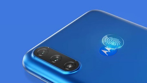 രണ്ട് പിൻ ക്യാമറകൾ