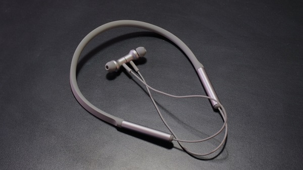 ഷവോമി നെക്ക്ബാൻഡ് ഇയർഫോൺ