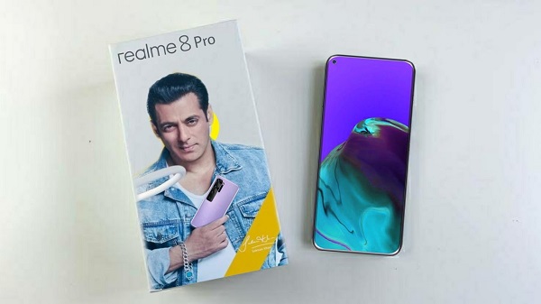 റിയൽ‌മി 8 പ്രോ, റിയൽ‌മി 8 സവിശേഷതകൾ