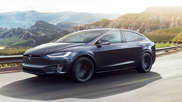 ഓട്ടോപൈലറ്റ് ടെസ്‌ല കാർ