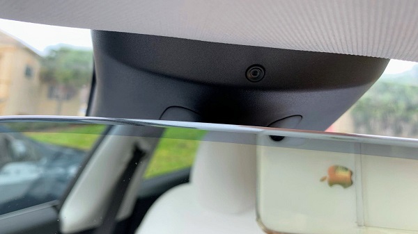 ക്യാമറ ക്യാബിൻ അപ്‌ഡേറ്റുകൾ