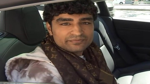 ഓട്ടോപൈലറ്റ് മോഡിൽ ടെസ്‌ല കാർ ഓടിച്ചതിന് യുവാവിനെ പോലീസ് അറസ്റ്റ് ചെയ്യ്തു