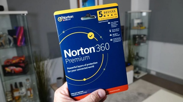 നോർട്ടൺ 360 വിത്ത് ലൈഫ്‌ലോക്ക് 