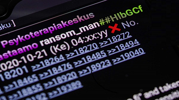 മിക്ക വ്യാജ ലിങ്കുകളിലും ക്രമരഹിതമായ അക്കങ്ങളും അക്ഷരങ്ങളും കൊണ്ട് നിറഞ്ഞിരിക്കും