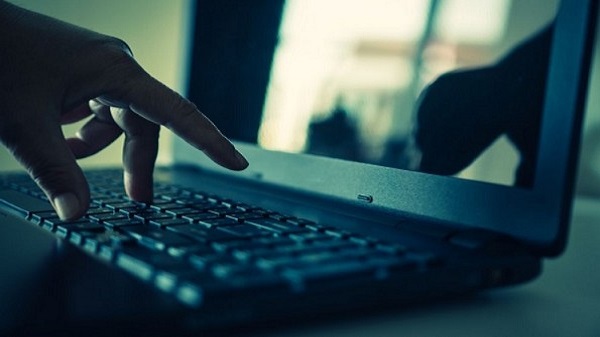 അപ്ഡേറ്റ് 