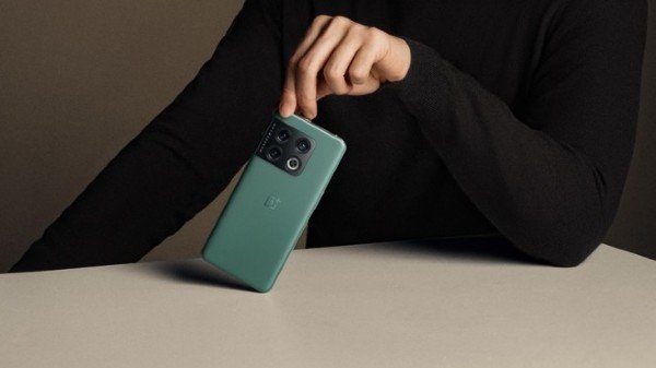 ഒക്ടാ-കോർ ക്വാൽകോം സ്‌നാപ്ഡ്രാഗൺ 8 ജനറേഷൻ 1 എസ്ഒസി