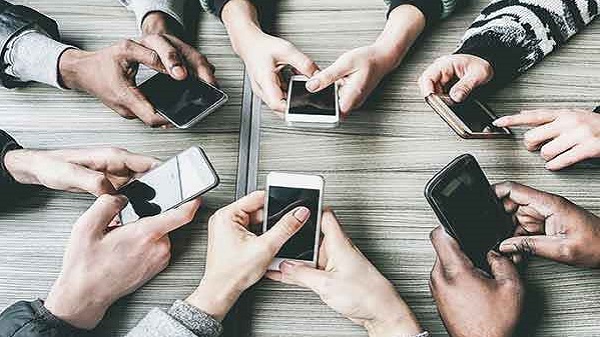 മെസേജുകളും കോൾ റെക്കോർഡുകളും ബാക്കപ്പ് ചെയ്യുക