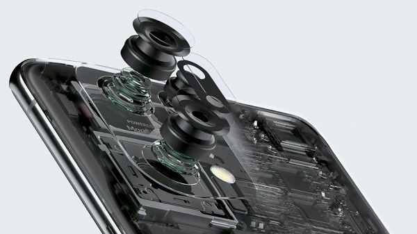 മൂന്ന് പിൻ ക്യാമറകൾ