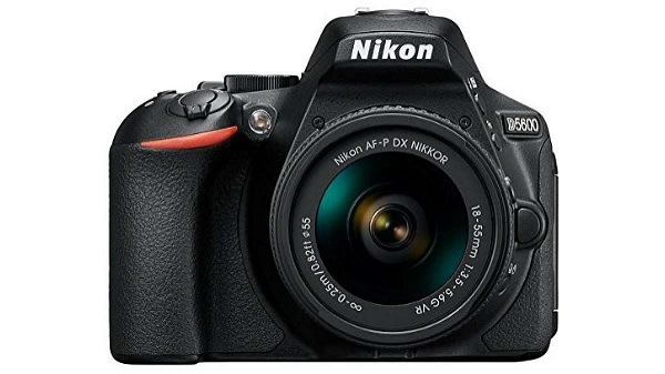 നിക്കോൺ D5600