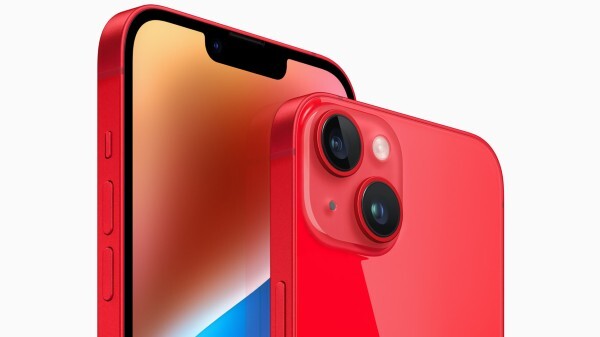 പന്ത് ഇന്ത്യയുടെ കാലുകളിലേക്ക് 