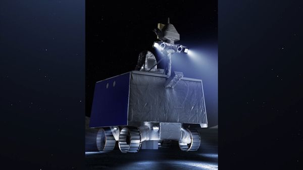 വാഹനങ്ങളും ഉപകരണങ്ങളും