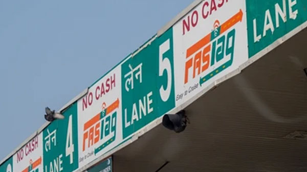 ഫാസ്ടാഗുകൾ ഫലപ്രദമല്ലെന്ന തിരിച്ചറിവ്