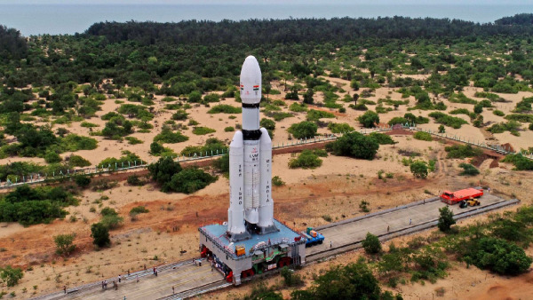 അ‌ഭിമാന യാത്രയ്ക്ക് നാൾ കുറിച്ചു; ചന്ദ്രയാൻ 3 ജൂ​ലൈ 14 ന് കുതിക്കും