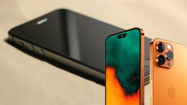 മണ്ണപ്പം ചുട്ടുതള്ളുന്ന​തുപോലെ ഐഫോൺ 15 നിർമാണം