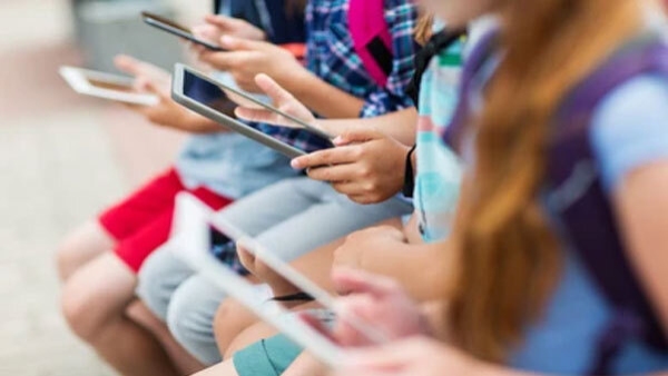 പരീക്ഷകൾക്ക് മാർക്ക് ഉയർത്താൻ സഹായിക്കുന്ന സോഷ്യൽ മീഡിയാ വിദ്യകൾ