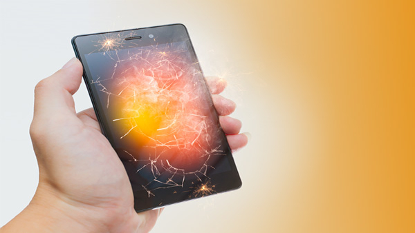 ഇക്കാര്യങ്ങൾ ശ്രദ്ധിച്ചില്ലെങ്കിൽ ചൂട് കൂടി ഫോൺ പൊട്ടിത്തെറിച്ചേക്കാം