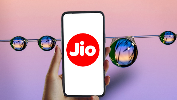 വീട്ടിലെ റീച്ചാർജ് തലവേദനയാണോ, ചെയ്യേണ്ടത് ഈ ജിയോ പ്ലാൻ!