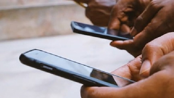  25000 രൂപയിൽ താഴെയുള്ള ഫോണുകൾ  ഇതാ.. ‘പാവങ്ങൾക്കും’ ജീവിക്കണ്ടേ..!