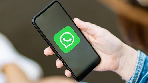 ഇനി വാട്സആപ്പ് ഉള്ളവരും പറയും അ‌ടുത്തുവാ, അ‌ടുത്തുവാ അ‌ടുത്തുവന്നാട്ടെ