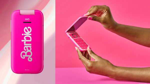 ഉത്സവപ്പറമ്പുകൾ ഭരിച്ച രാജാവ്! ബാർബി ഫോണുമായി എച്ച്എംഡി