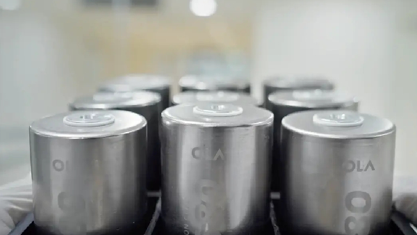 ഭാരത് ബാറ്ററി സെൽ ലോഞ്ച് ചെയ്ത് ഇവികളുടെ രാജാവ് ഓല