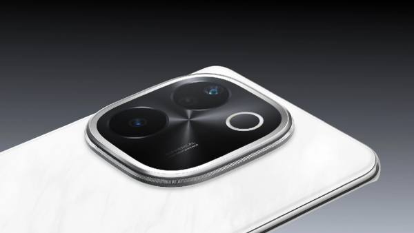 എല്ലാംകൊണ്ടും തൃപ്തി! മനസിനിണങ്ങിയ ഐക്യൂ 5G ഫോൺ വൻ ഡിസ്കൗണ്ടിൽ