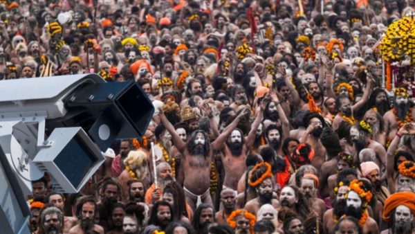 മഹാകുംഭമേള ടെക്നോളജിയുടെയും മേള! കാണാതായവരെ കണ്ടെത്തി AI മഹാകുംഭമേള ടെക്നോളജിയുടെയും മേള! കാണാതായവരെ കണ്ടെത്തി AI