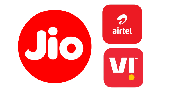 മൊ​ബൈൽ റീച്ചാർജ് നിരക്ക് വർധിപ്പിക്കില്ലെന്ന് സൂചിപ്പിച്ച് ജിയോ