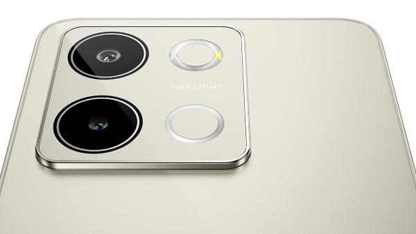 വേഗതയിൽ മുമ്പനെന്ന് ആമസോൺ അ‌ടക്കം അ‌ംഗീകരിച്ച 5ജി ഫോൺ; വില ഇതാ