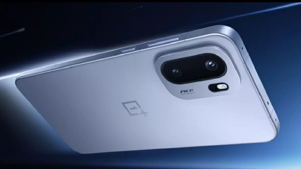 സംശയിക്കേണ്ട, ഇത് നമ്മുടെ വൺപ്ലസ് 13R തന്നെ! വൺപ്ലസ് എയ്സ് 6 ഫീച്ചറുകൾ സംശയിക്കേണ്ട, ഇത് നമ്മുടെ വൺപ്ലസ് 13R തന്നെ! വൺപ്ലസ് എയ്സ് 6 ഫീച്ചറുകൾ