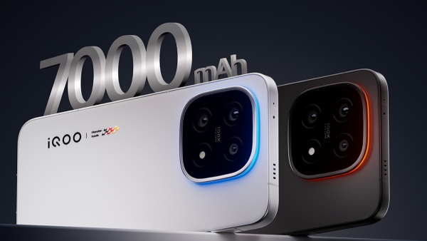 എതിരാളികൾ നിരവധി; ഐക്യൂ 15 പ്രീ ബുക്കിങ് തുടങ്ങി