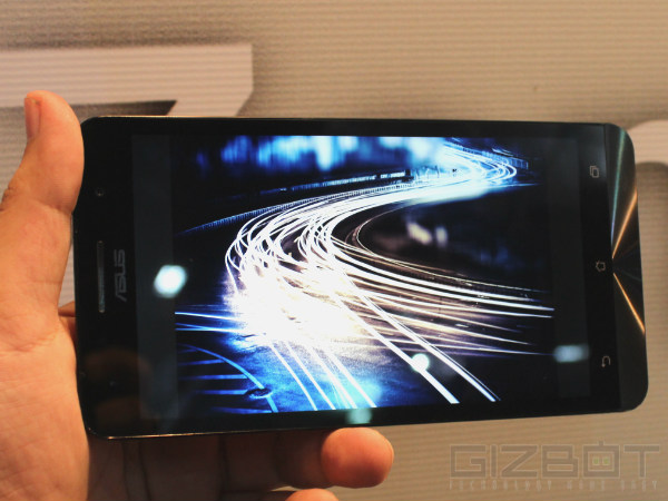 Asus ZenFone 6 Hands-On And First Look