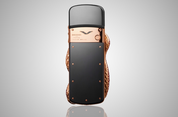 Vertu Signature Cobra
