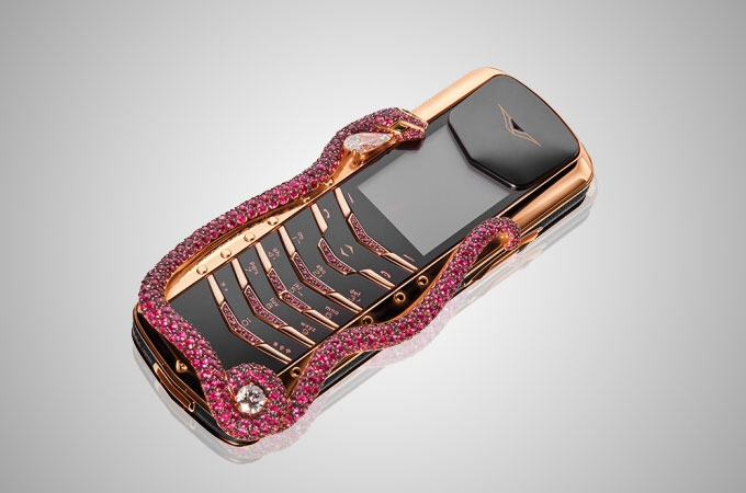 Vertu Signature Cobra