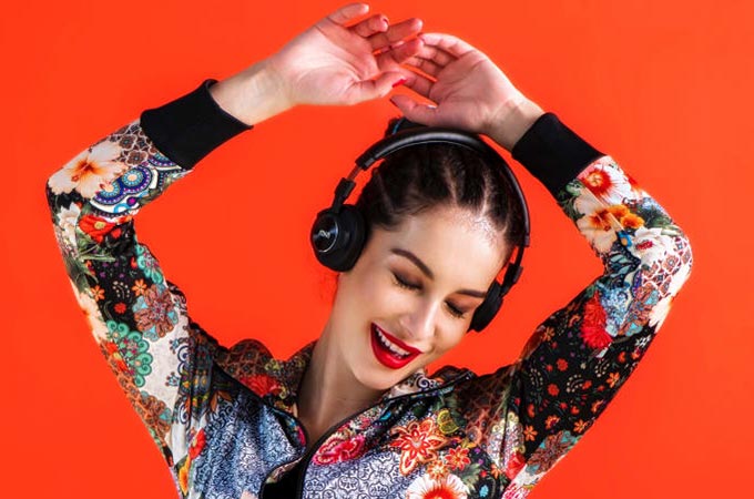 Mivi Saxo Wireless Bluetooth headphone