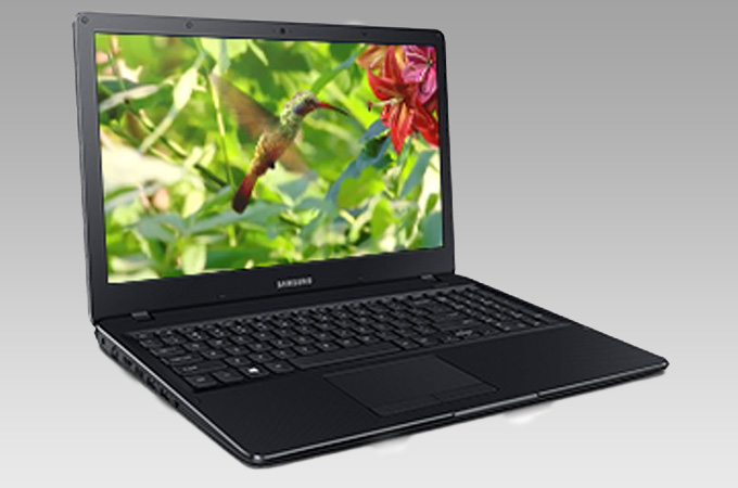 Samsung Notebook 3 15.6 inch NP300E5K-L04US