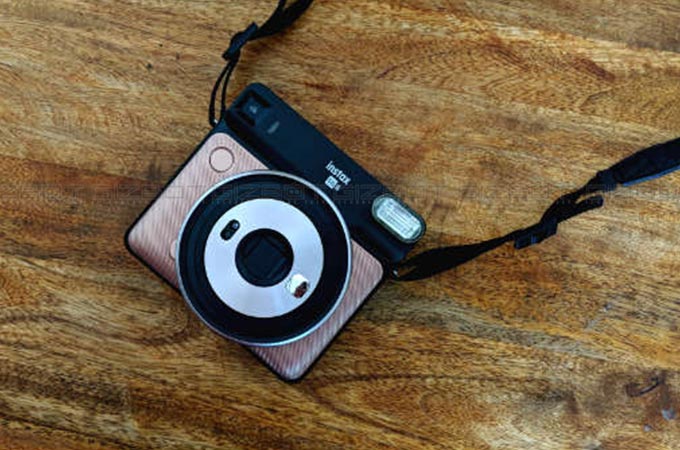 Fujifilm Instax Square SQ6 Instant camera Review
