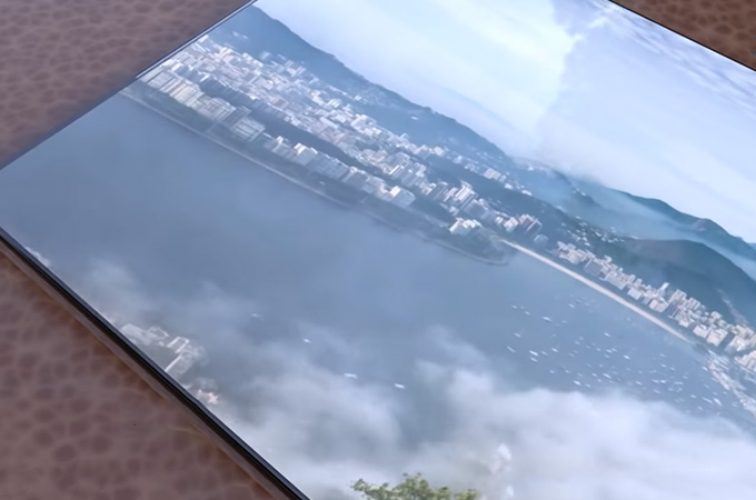 Motorola Moto Infinity Concept Design