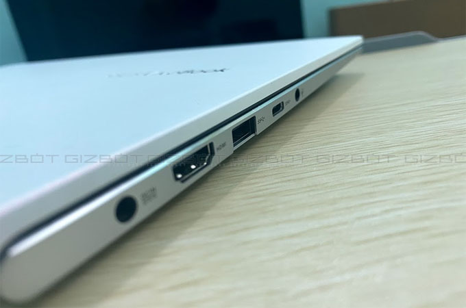 Asus VivoBook S433 Review