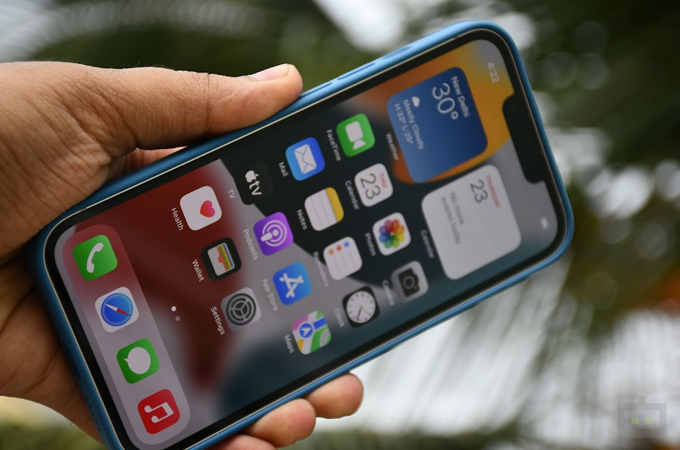 Apple iPhone 13 Review