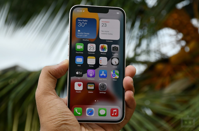 Apple iPhone 13 Review