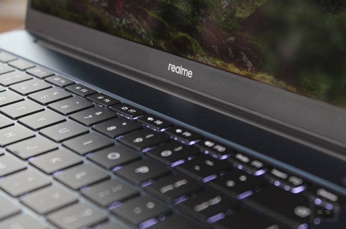 Realme Book Slim First Impressions